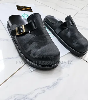Tombizz Handmade Footwear