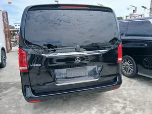 Mercedes-Benz Vito 2022 Black