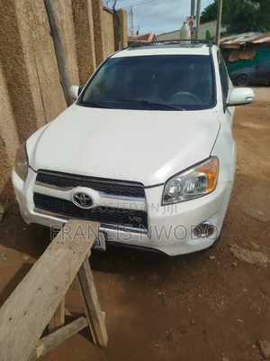Toyota RAV4 2009 White