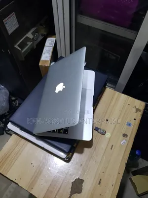 Laptop Apple MacBook Air 2013 4GB Intel Core i5 SSD 128GB