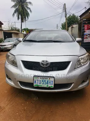 Toyota Corolla LE 4dr Sedan (1.8L 4 cyl 4A) 2009 Silver