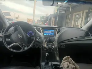 Hyundai Elantra 2014 Black