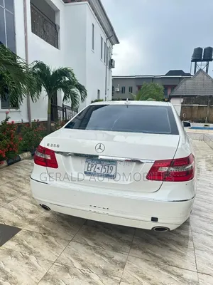 Mercedes-Benz E350 Base 4dr Sedan RWD (3.5L 6cyl 7A) 2013 White