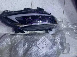 Headlights Corolla 2010/2012 Upgrade Light