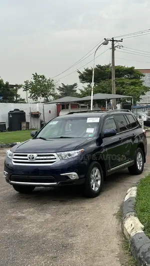 Toyota Highlander SE 3.5L 4WD 2013 Blue