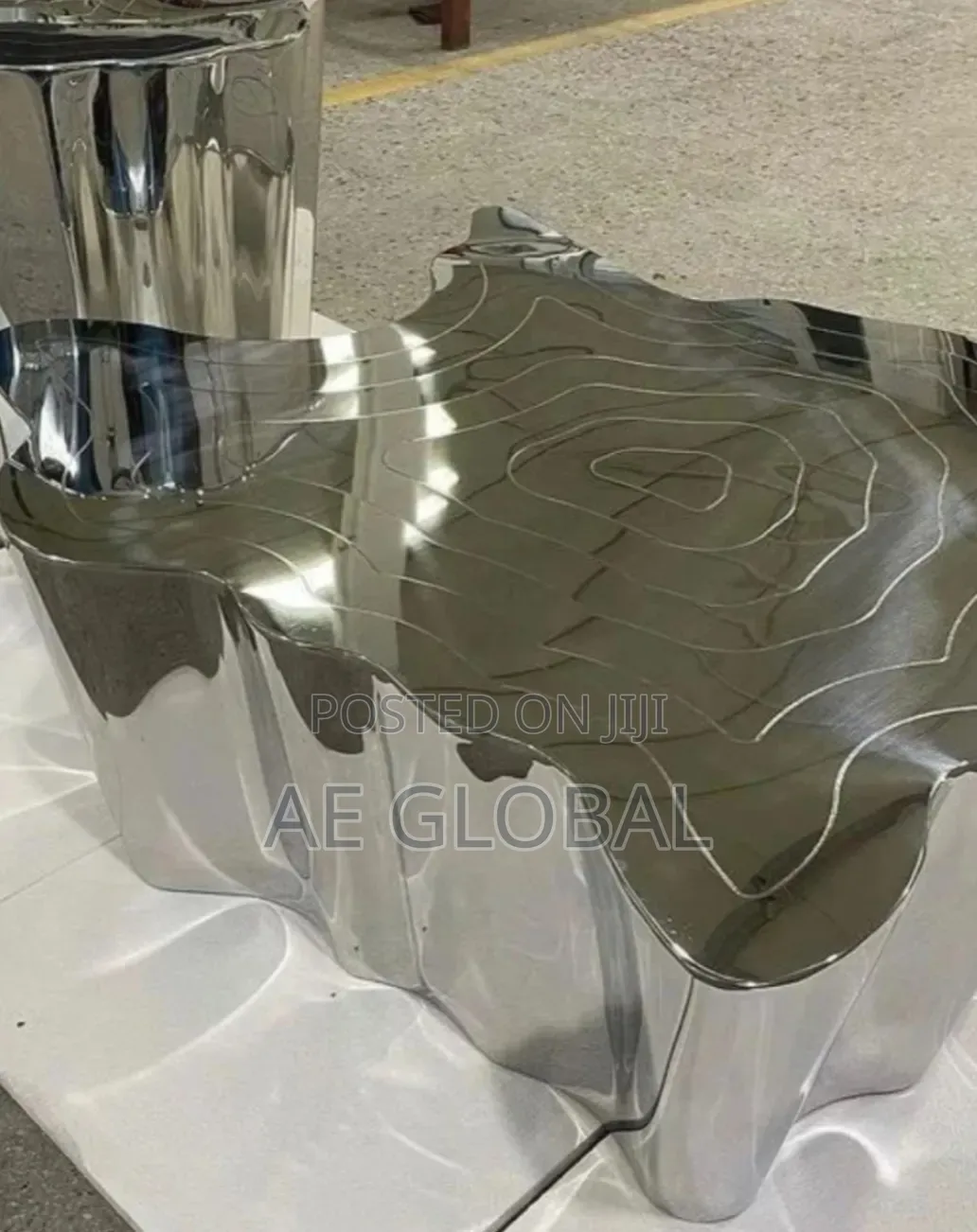 Tree Shape Center Table