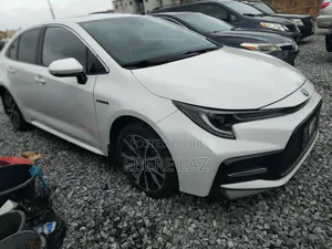 Toyota Corolla 2021 White