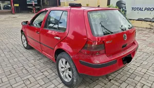 Volkswagen Golf 2.0 Variant 2005 Red