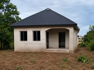 3bdrm Bungalow in Sagamu for sale