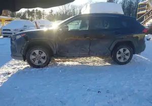 Toyota RAV4 XLE AWD 2020 Black