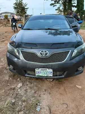 Toyota Camry LE 4dr Sedan (2.4L 4cyl 5A) 2008 Gray