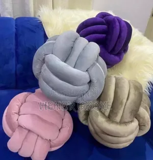 Knot Balls for U