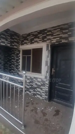 Furnished 2bdrm Apartment in Houseland Real, Benin City for rent