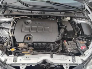 Toyota Corolla 2015 Silver