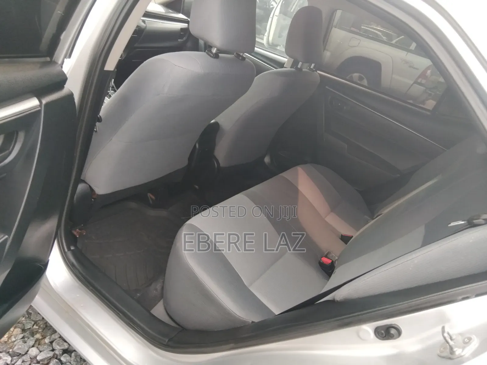 Toyota Corolla 2015 Silver