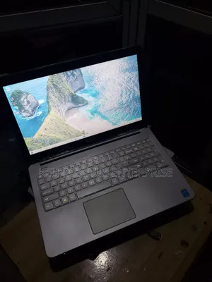 Laptop Dell Inspiron 7566 4GB Intel Core i5 HDD 750GB