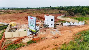 100% Dry Land In The Hearth Of Mowe Ofada