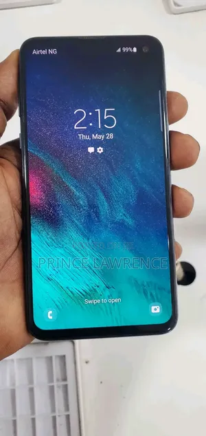 Samsung Galaxy S10e 128 GB Blue