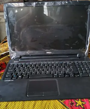 Laptop Dell Latitude 13 3340 4GB Intel Core i3 HDD 140GB