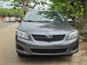 Toyota Corolla LE 4dr Sedan (1.8L 4cyl 4A) 2010 Gray