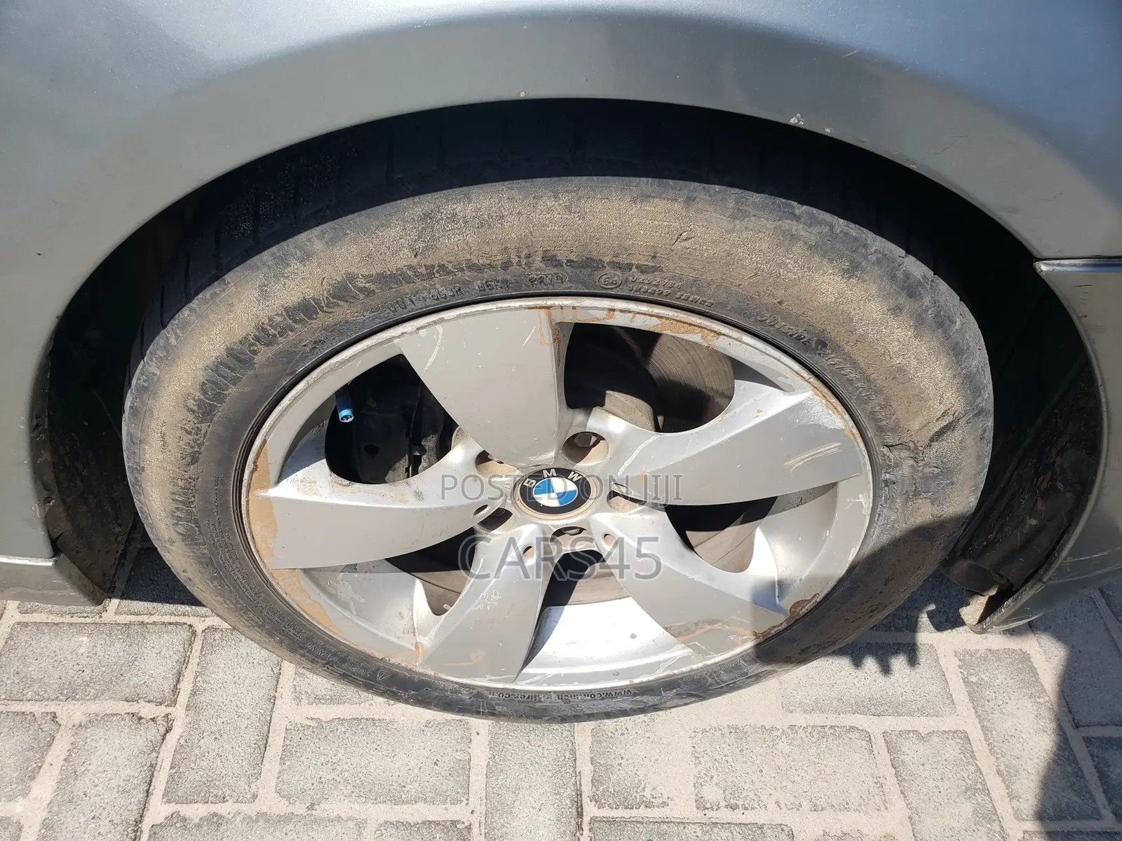 BMW 530i 2004 Gray