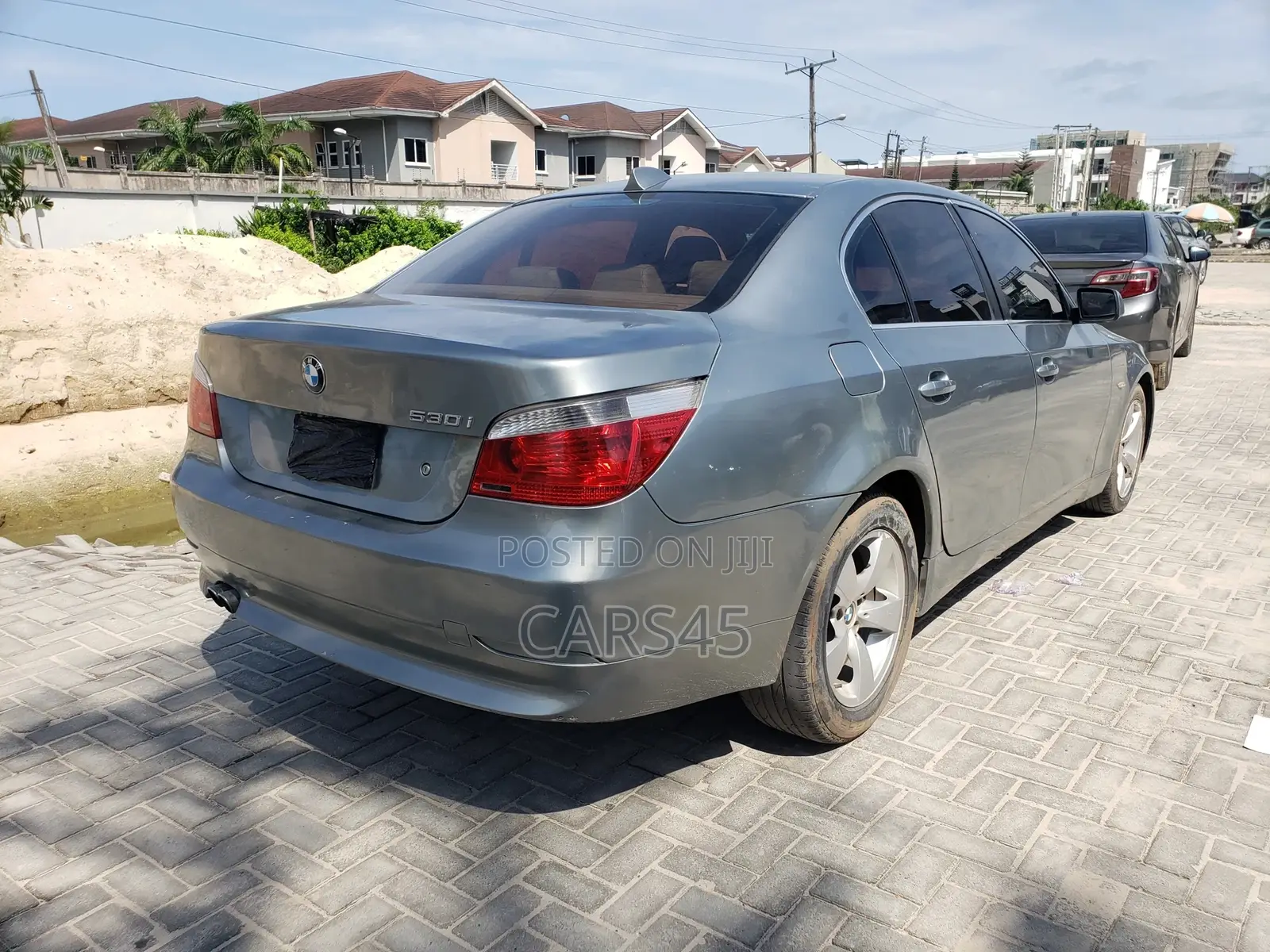 BMW 530i 2004 Gray