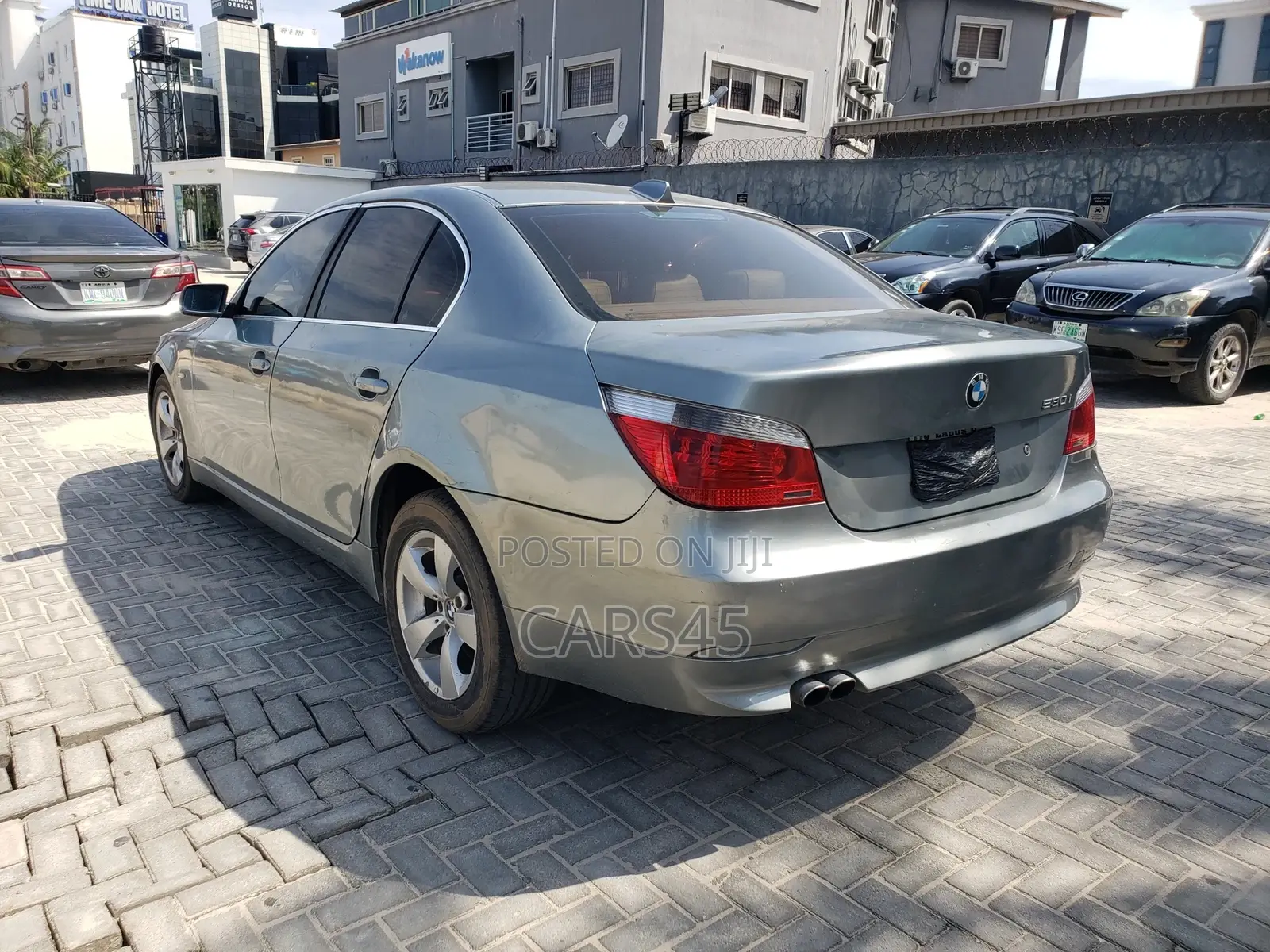 BMW 530i 2004 Gray