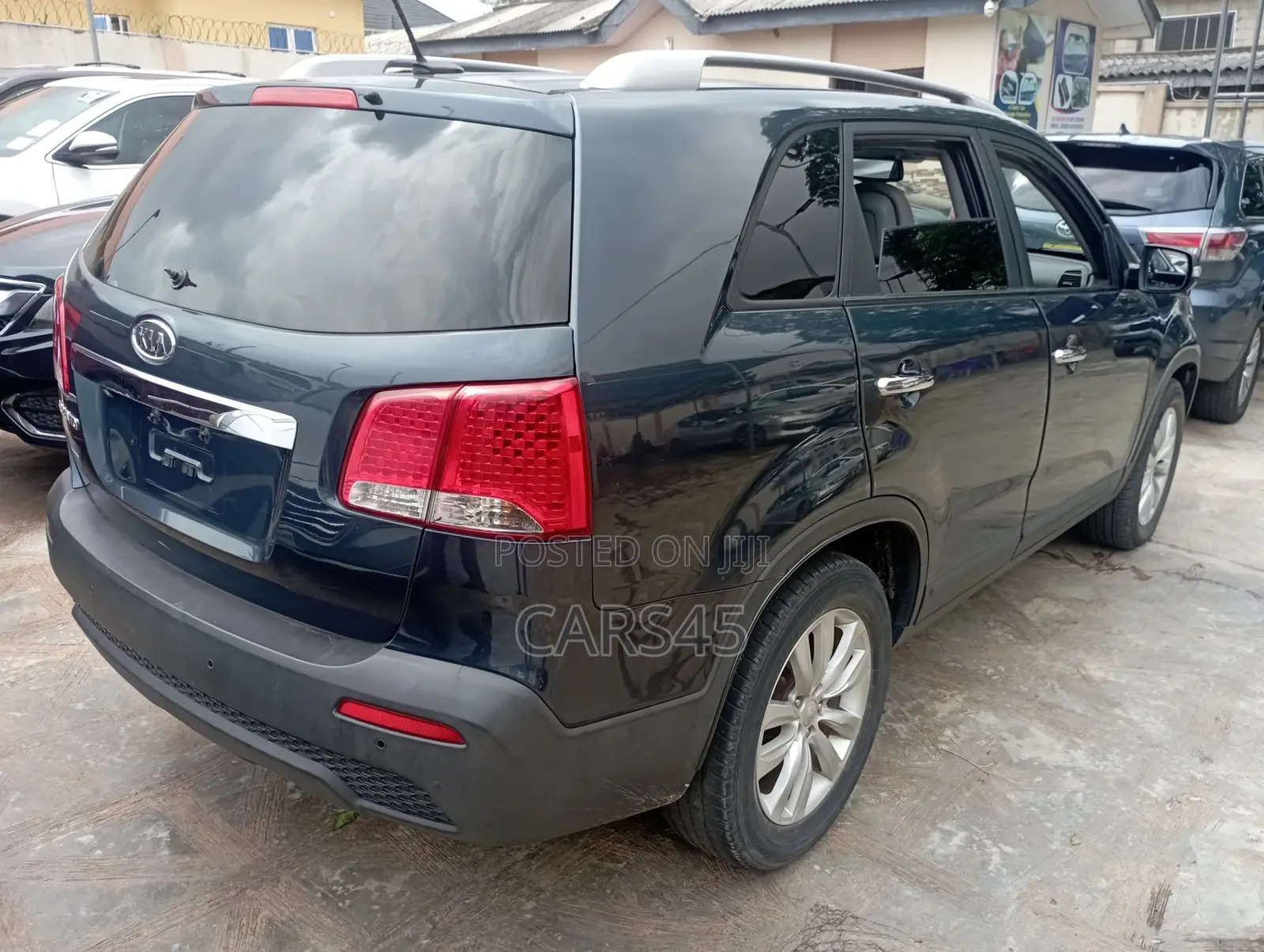 Kia Sorento 2011 Blue