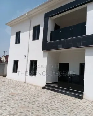4bdrm Duplex in Molan Luxury, Lugbe District for sale
