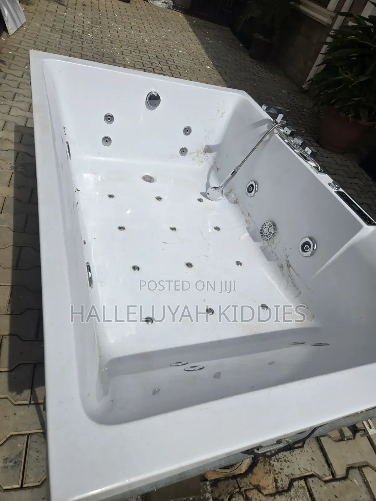 Bath Tub Double