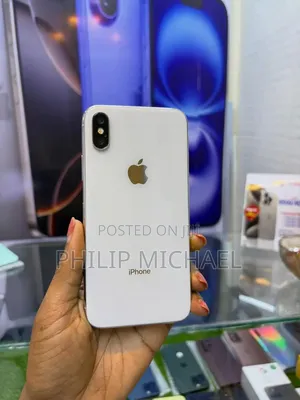 Apple iPhone X 64 GB White