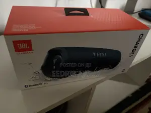 JBL Charge 5