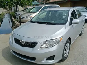 Toyota Corolla 2009 Silver