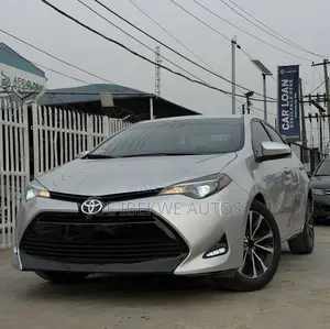 Toyota Corolla 2018 White