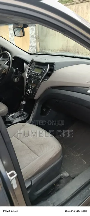 Hyundai Santa Fe 2013 Gray