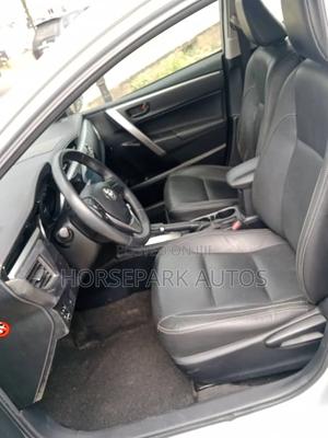 Toyota Corolla 2015 Silver