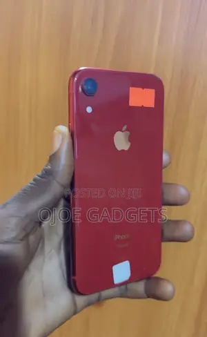 Apple iPhone XR 64 GB Red