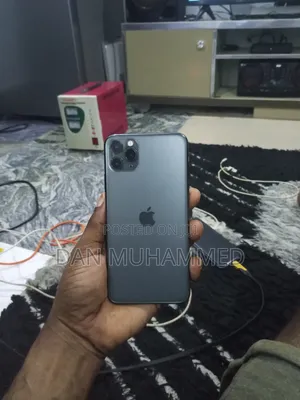 Apple iPhone 11 64 GB Black