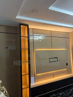 Glossy Finished Tv Console