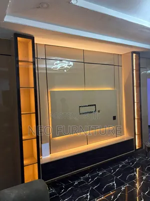 Glossy Finished Tv Console