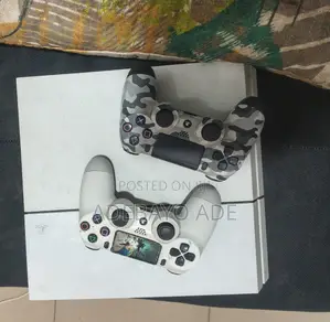 Play Station 4