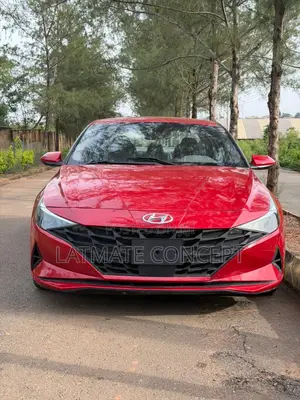 Hyundai Elantra 2024 Red