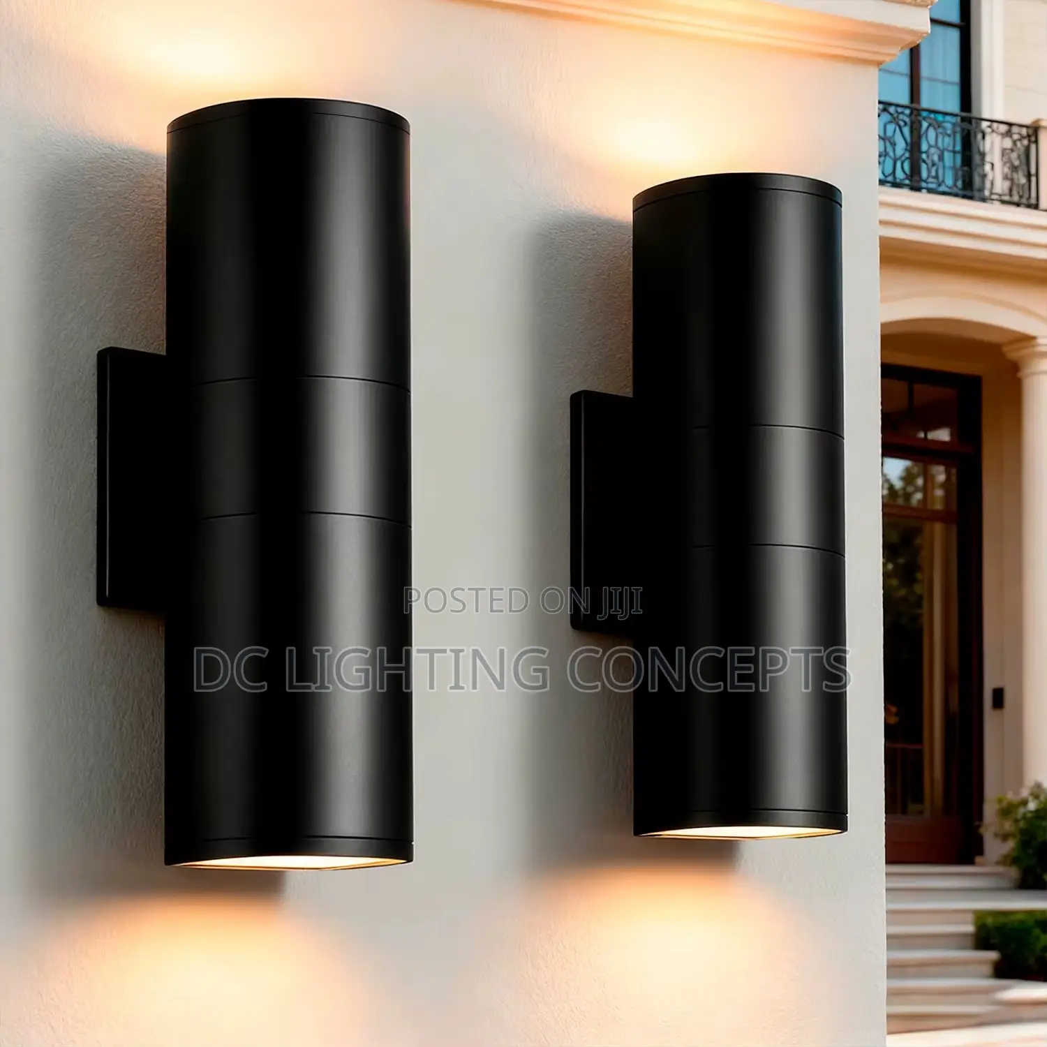 High Quality Waterproof Black Outdoor Lamp.