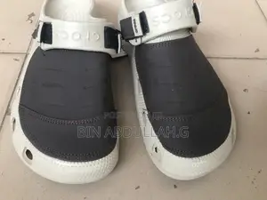 Nice Quality Crocks