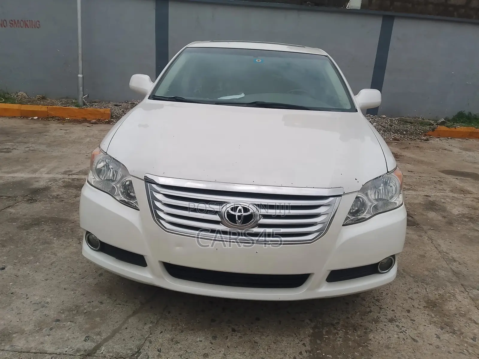 Toyota Avalon 2008 White