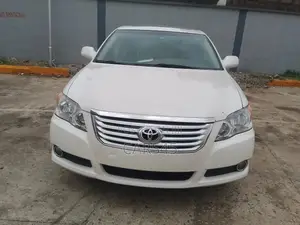 Toyota Avalon 2008 White