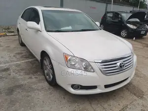 Toyota Avalon 2008 White