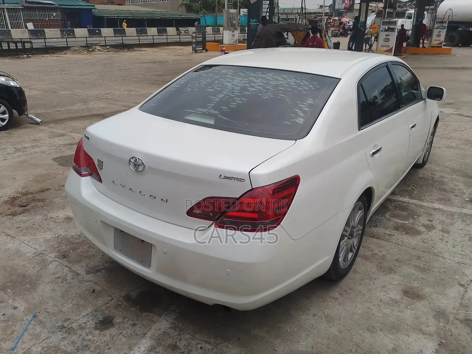 Toyota Avalon 2008 White