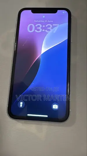 New Apple iPhone XR 64 GB White