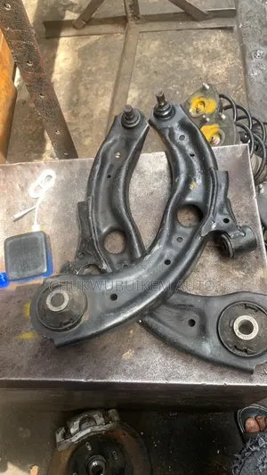 Lower Arm for Mazda 2 2010-2018